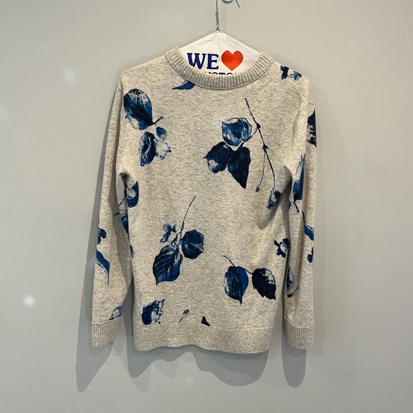 Club Monaco floral sweater - Picture 3 of 6